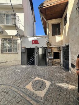 Mavi Emlak Tan Kalenin Yanında Satılık Antep Evi Doğalgazlı 2.200.000tl