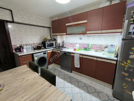 Şahintepe De Cadde Yakını Ara Katta 3+1 Daire