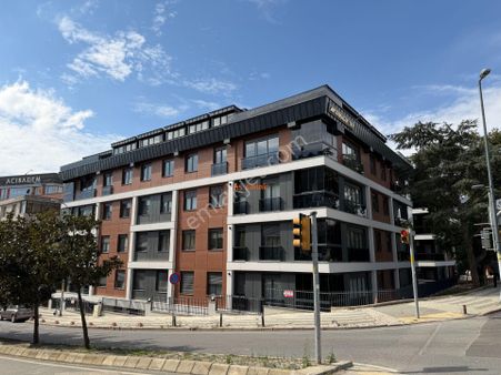 As Emlaktan 5+2 Altunizade Evlerinde Otoparklı Lüx 230m2 Lüx Dublex