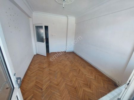 Şeref Emlak Kiralık Daire 25,000 Tl