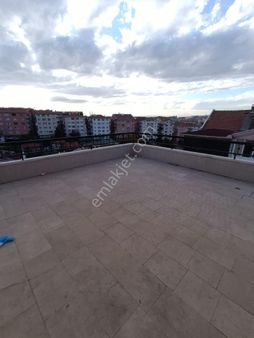 Mehtap'ta 300m2 7+1 Dubleks Çift Giriş Açık Teras Çift Banyo Yalıtımlı Salon Bağımsız Satılık