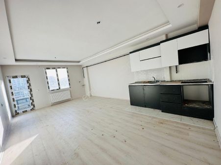 Dinç Emlaktan Satılık Ultra Lüks 1+1 Daire