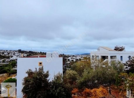 Komple Yeni, Deniz Manzaralı 3+1 Daire