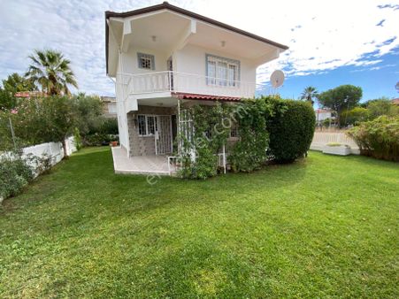 Dağlı Gayrimenkulden’den Ayvalık Altınova Sahilde Geniş Bahçeli Müstakil Villa