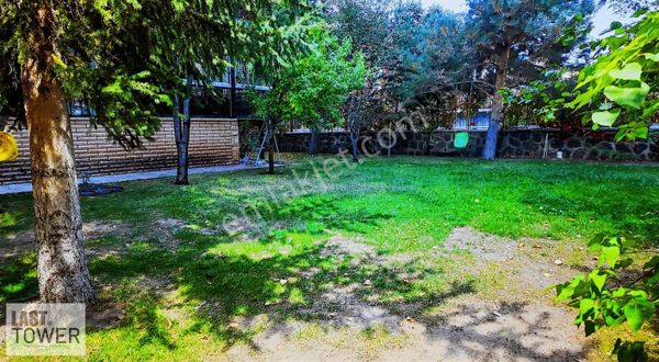 Kış Bahçesi Ve Geniş Yaşam Alanına Sahip Prestijli Villa