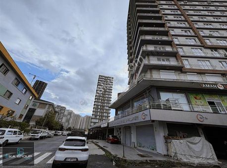 İka Grup'tan 850 M2 Köşe Başı Merkezi Konumda Satılık Dükkan