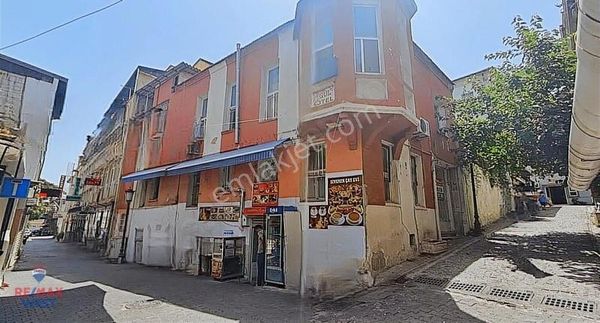 Konak Çankaya Oteller Sokağında Satılık Tarihi Gül Otel Binası