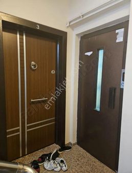 Kavaklı Merkez Yüksek Giriş 3+1 Satılık