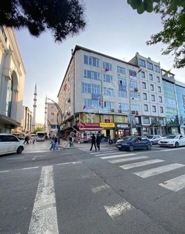 Tuğba Emlaktan Şehir Merkezinde Doğalgazlı Asansörlü Deniz Manzaralı Satılık Ofis…