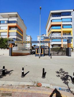 Kondiyar Sitesinde Geniş 4+1 Lüx Daire!