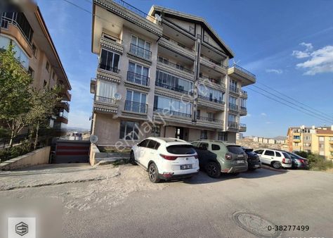 Seyranbağları 3+1 140 Mt2 Satılık