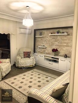 Marmaris Tepe Mahallesinde 2+1 Açık Mutfak Eşyalı Satılık Daire