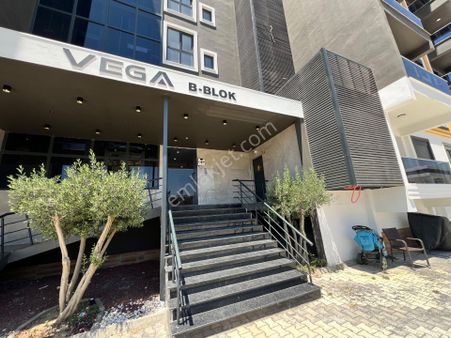 Pazarcı Mahallesi'nde Ful Aktiviteli Satılık 1+1 Geniş Daire