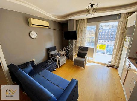 Buca Kuruçeşme Mahallesinde Kiralık 1+1 Eşyalı Klimalı Arakat Ev