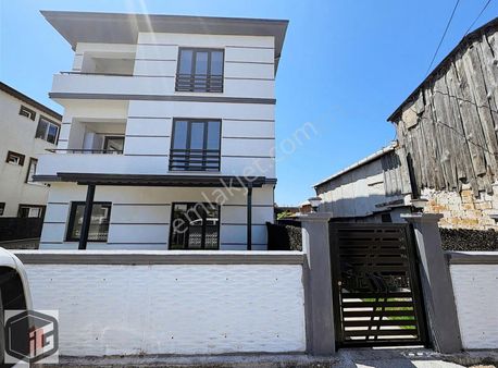 İg'den Haftasonu Fırsatı Denize 100m Müstakil Bahçeli 2+1 Daire