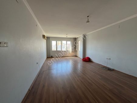 Barajyolunda Cazip 3+1 Kiralık Fırsatı