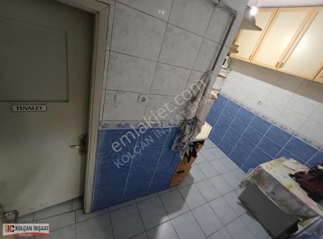 Kolçan Emlak'tan Dispanser Yokuşunda Çift Dükkan Satılık Dükkan