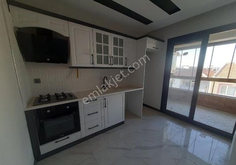 Manisa Akhisar Hürriyet Mahallesi Okullar Bölgesine Yakın Satılık 3+1❗️teraslı Dubleks Daire