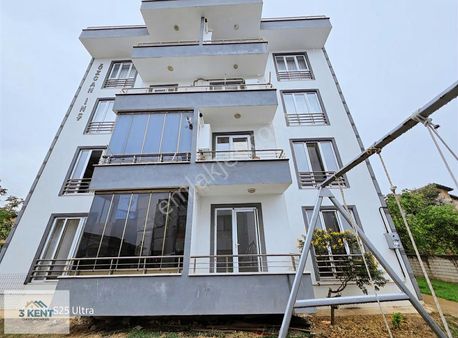 3kentten Yeşilyurtta Kiralık Geniş 3+1 Bahçe Dubleks