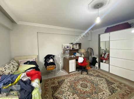 Başiskele'de Güzel Konumda Geniş 2+1 Ters Dublex