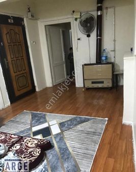 Hırka-i Şerif Mahallesinde 2+1 Satılık Daire.