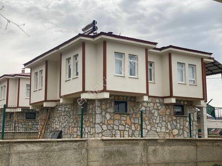 Küçüksu Mahallesi'nde Satılık Müstakil Ev