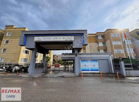 İztop 831. Ada'da Kiralık 4+1 Daire!!!