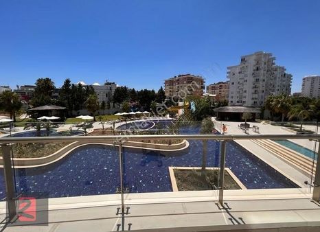 Sirius Town 1+1 Fırsat Satılık Teraslı Havuz Cephe Daire