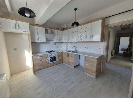 Ulukent Meydanda 2+1 K.mutfak Sıfır Daire