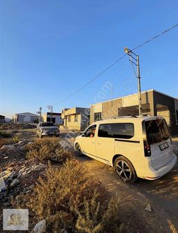 Gülbahçe Uçakalanında 220 M2 İki Tarafı Yol 2 Adet Arsamız Var