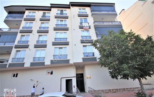 Küçük Bölcek Mahallesinde Sıfır Ayarında Geniş Kiralık 2+0 Lüks Daire