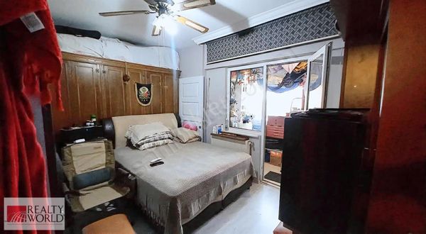 Beylikduzu Barış Mahallesi 3+1 Ferah 140 M2 Satılık