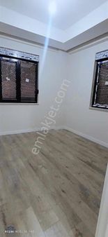 Yılmaz Emlaktan Yukarı Pazarcıda Satılık 2+1