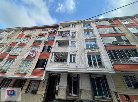 Balıkyolunda Merkezi Konuma Yakın Balkonlu 2+1 Daire