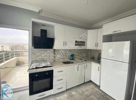 Sosyal Bilimler Lisesi Yanı Kiralık 3+1 Uygun Fiyatlı Daire