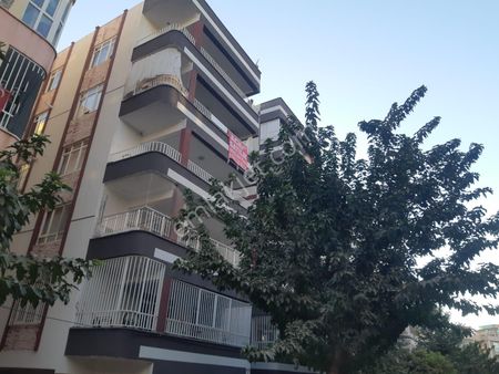 Çankaya Karaköprüde Acil Emlaktan Satılık 3+1 Daire