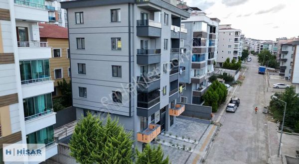 Hisar'dan Körfez Başlangıcı Tramvay Altı Anayola 1 Sokak