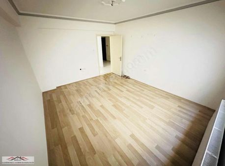 Doğan Emlaktan Kök Tapu İskanlı Daire !!!