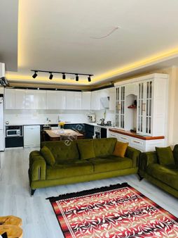 Altaylılar Mahallesi 2 Bloklu Site İçinde 11/6.kat 160 Metre