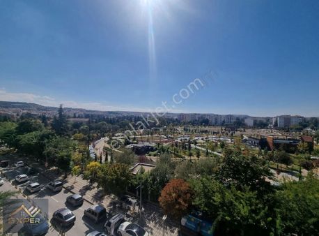 Exper Gayrimenkul'den Atatürk Caddesi Üzerinde Kiralık Lüksdaire