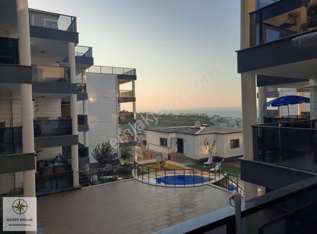 Kuzey Emlaktan Dikili Malena Evlerinde 1+1 Modern Daire !!