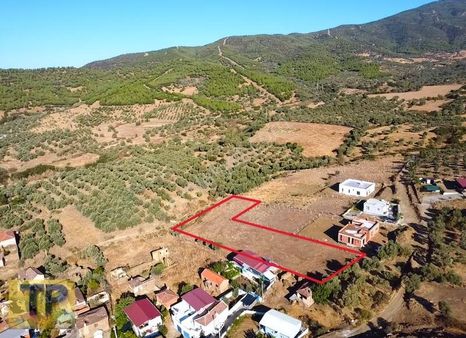 Tire Derebaşı Köyünde Satılık Süper Bir Yer