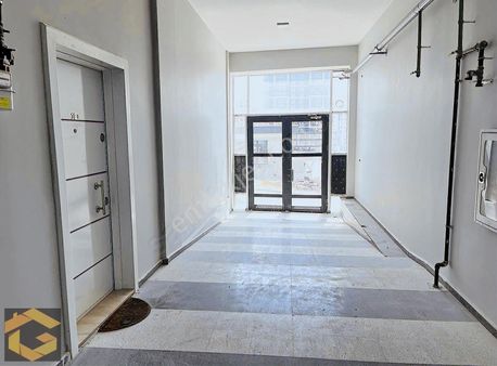 Siteler Taşdelen'e Bir Bina 330m Zemin+asma Kat Kiralık Dükkan