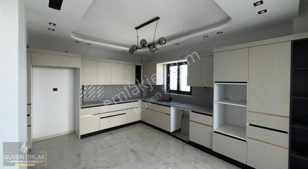 Güven Emlak'tan Güngör Civarı Sıfır Lüks 4+1 Arakat Daire