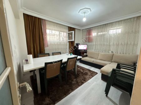 Halkalı Merkezde Krediye Uygun Kat Mülkiyetli 85 M2 2+1 Satılık Daire
