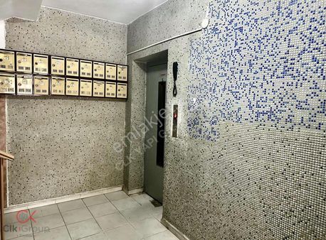 Clk Gm'den Gökmeydan'da Tramvay Durağı Karşısı Arakat 2+1 Daire