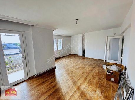 Kaynarca'da Butik Sitede Marmaray'a Yakın 3+1 Daire