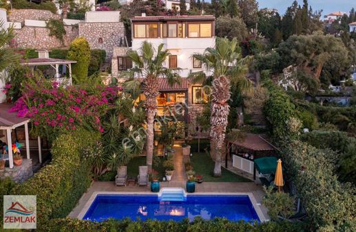 Yalıkavak Seba Prestij Sitesinde 5+2 Satılık Müstakil Havuzlu