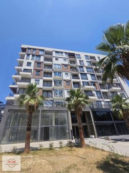 Bornova Sanayı Metro Yakını Satılık 1+1 Daire