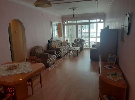 Göztepe De M.paşa Cadde Paraleli 2+1 Arakat Daire